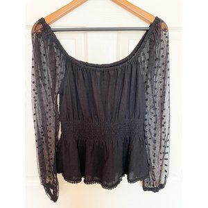 CUPCAKES AND CASHMERE Top Size S